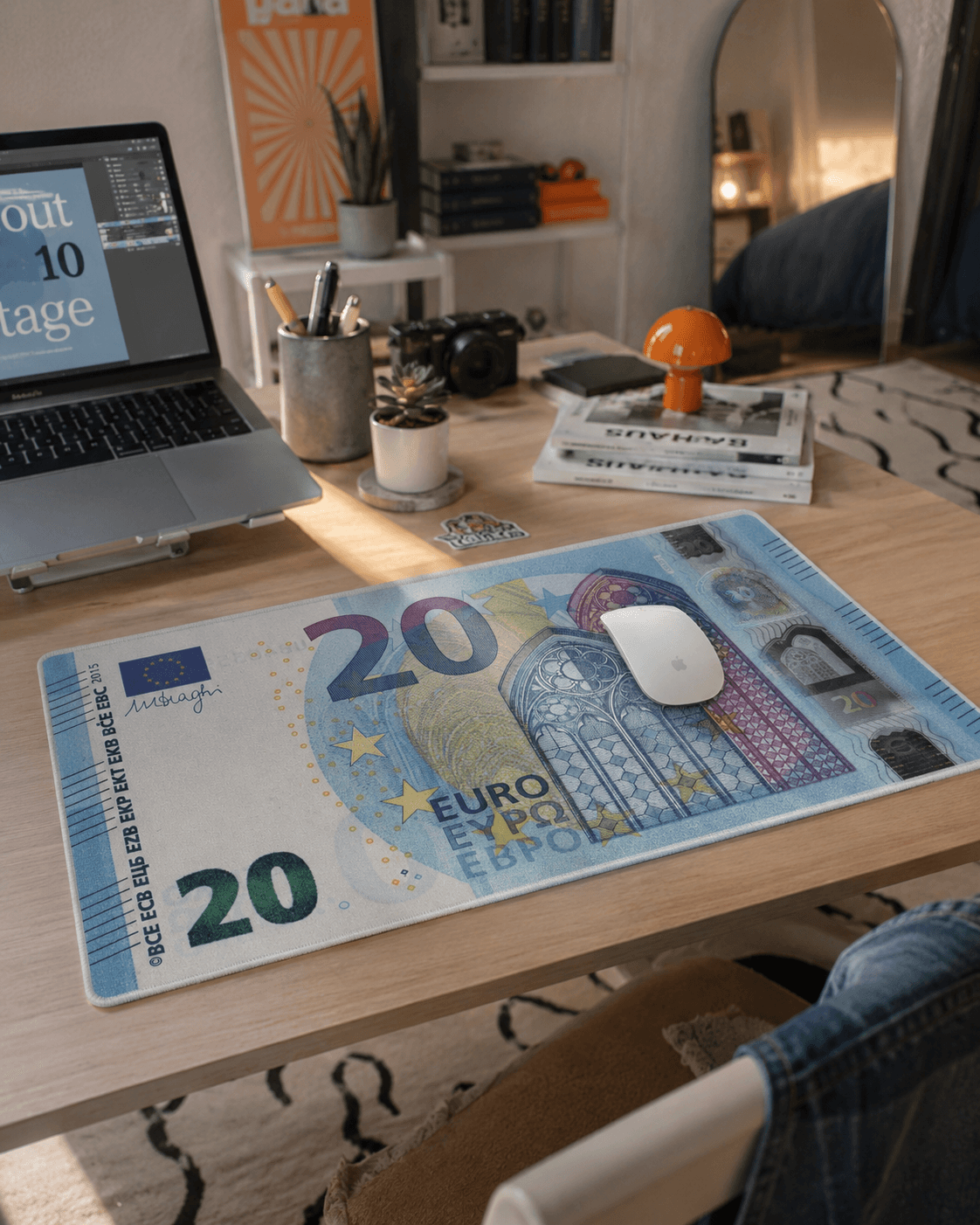 €20 Desk Mat